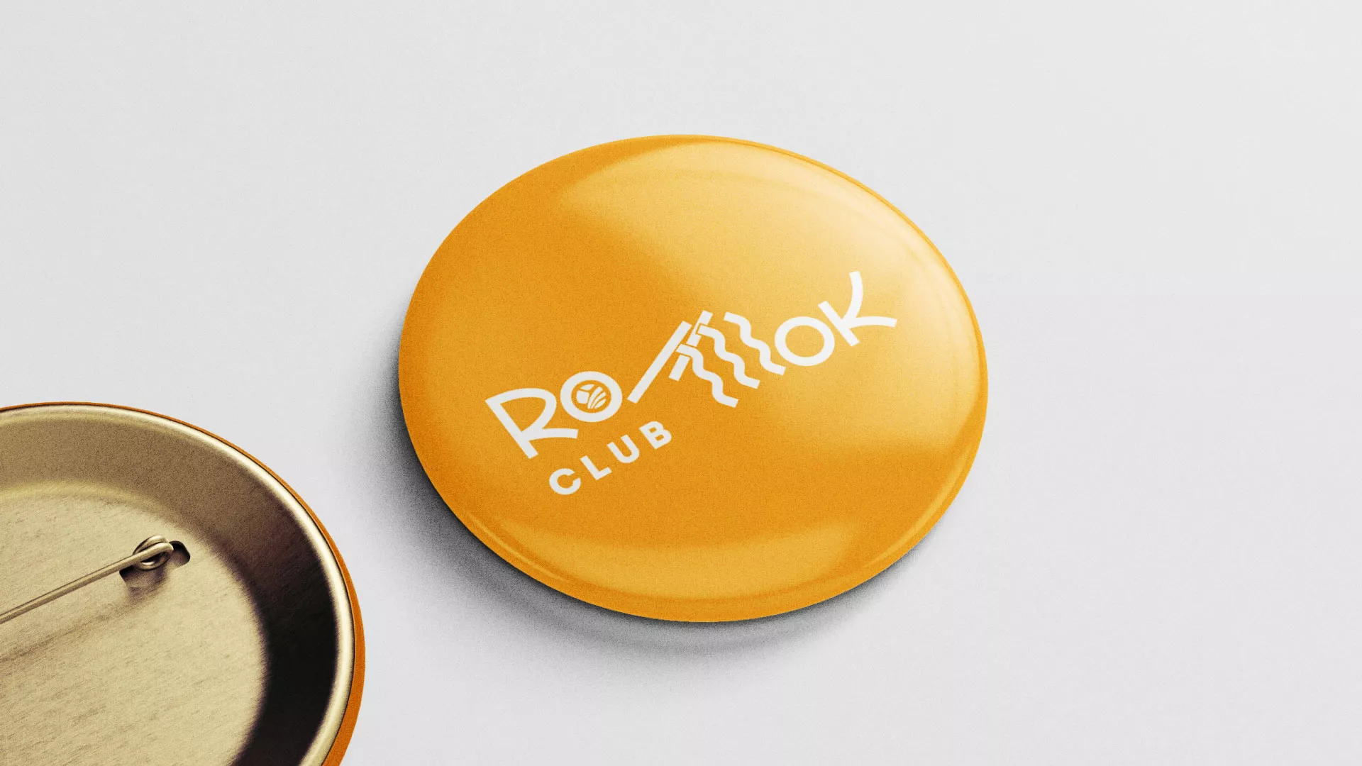 Создание логотипа суши-бара «Roll Wok Club» в Петрове Вале